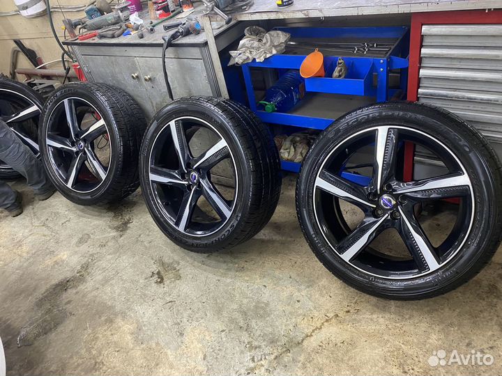 Pirelli Scorpion Zero Asimmetrico 255/45 R20 105V