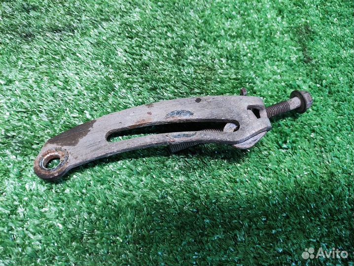 Натяжитель ремня Toyota Yaris P90 2010