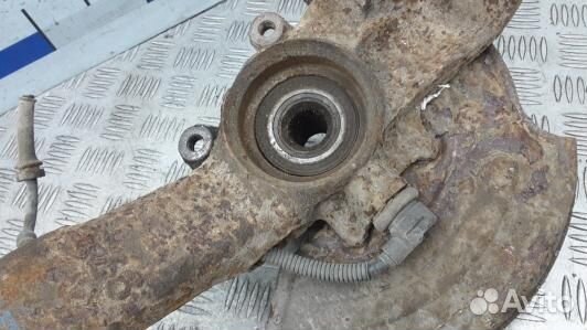 Ступица передняя правая audi A4 B5 (FSE13N901)