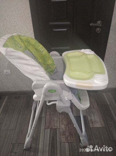 Стул для кормления