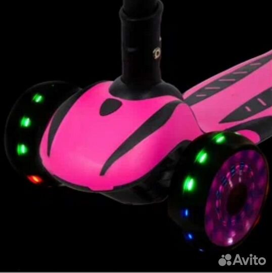 Самокат детский трехколесный Rainbow Novatrack