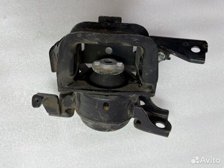 Подушка двигателя правая Toyota Camry V70/V75