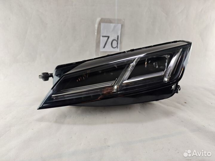 Audi TT 8S0 full LED matrix левая фара левая 8S0941035E