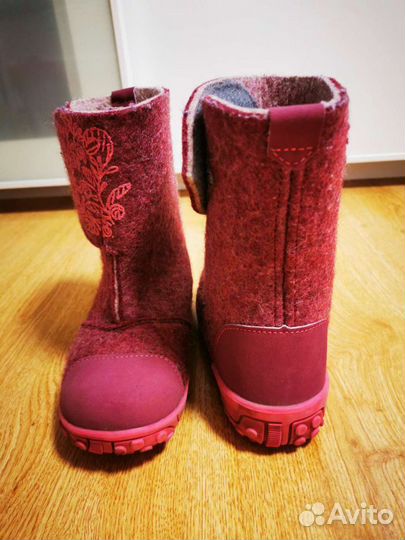 Детская обувь для девочки:31,30, 29,28 размер