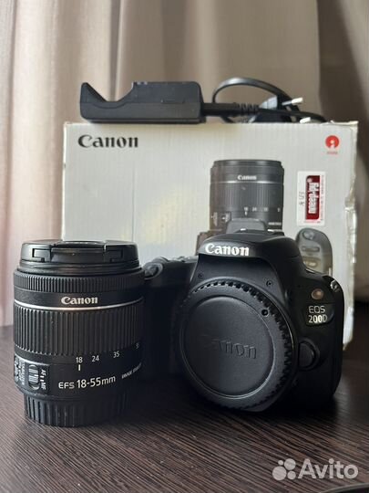 Canon EOS 200D, EF-S 18-55 IS STM