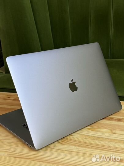 RU Топовый MacBook Pro 16 i9 8CPU, 64GB, 1TB SSD