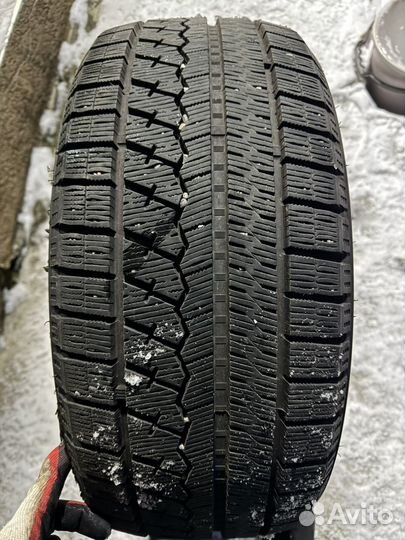 Sailun Ice Blazer Arctic 235/45 R18