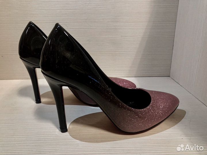 Туфли-лодочки женские на мини ножку; 35 размер