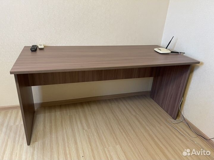 Письменный стол 160 см