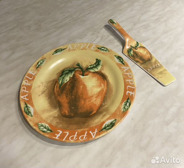 Блюдо для торта с лопаткой Тортница керамика