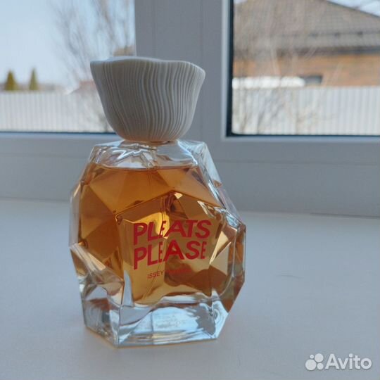 Парфюм из личной коллекции Issey miyake pleas