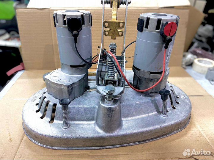 Щеточный узел для tennant T5