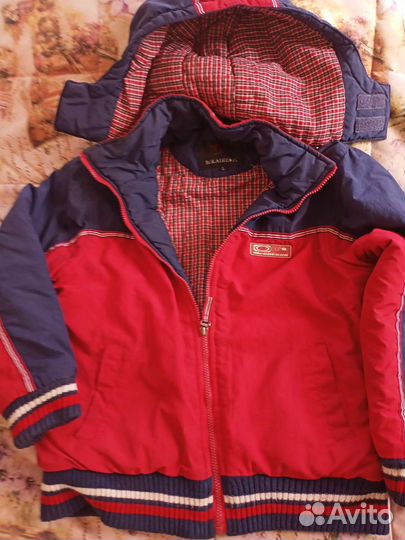 Куртки на мальчиков 3шт