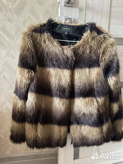 Искусственная шубка Stradivarius