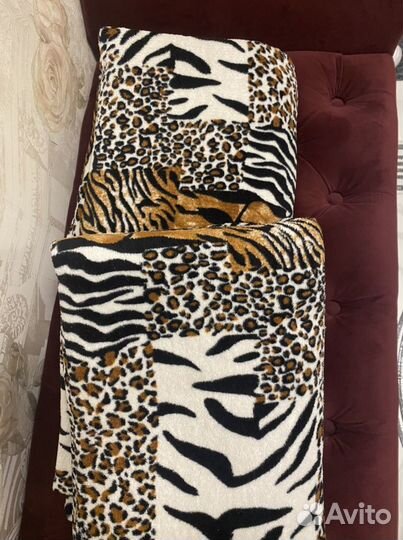 Тонкий плед burberry и Плед детский плюшевый