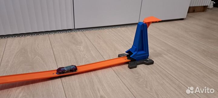 Хотвилс трек