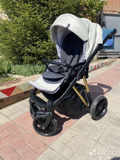 Коляска 3 в 1 Delorean Premium