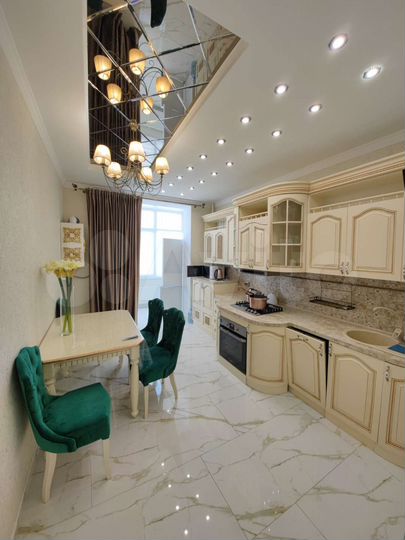 3-к. квартира, 90 м², 4/9 эт.