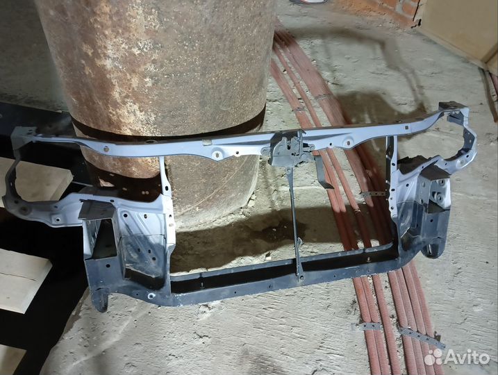 Телевизор на Toyota Exiv