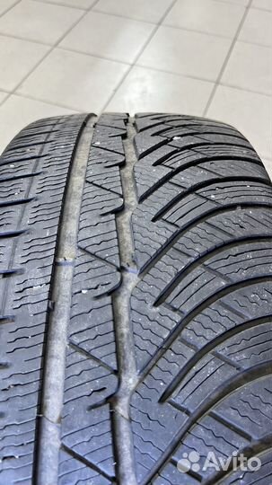 Michelin Alpin 4 225/45 R18