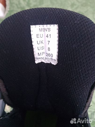 Коньки хоккейные