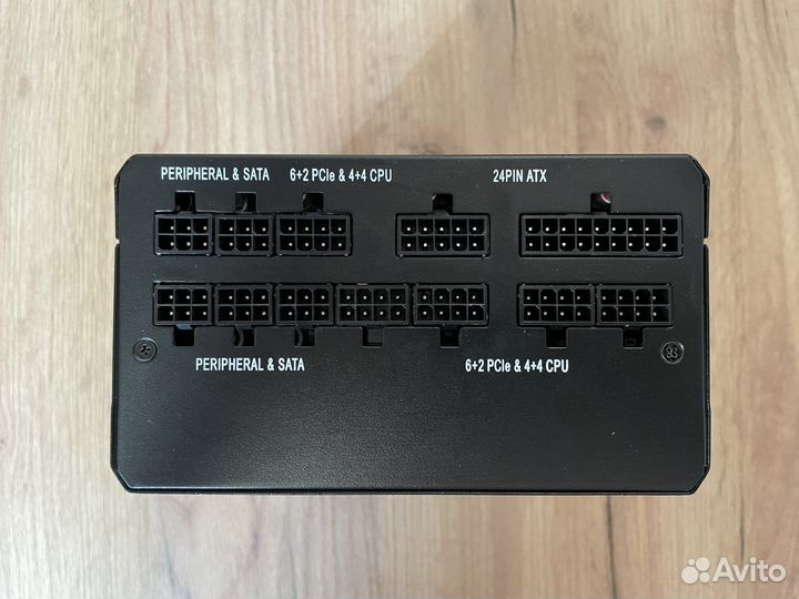Блок питания Corsair RM750