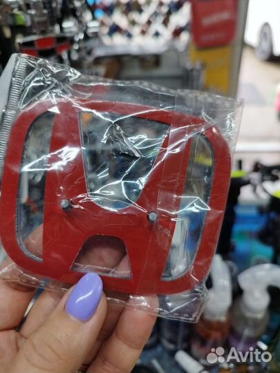 Эмблема Хонда 9см*8см