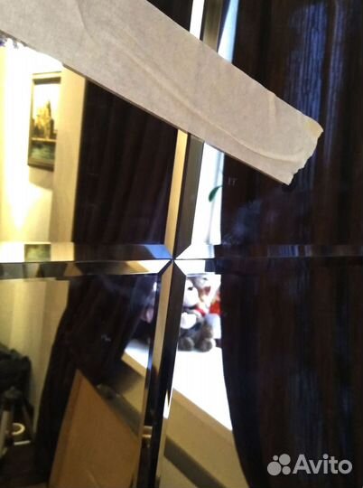 Зеркало настенное на заказ