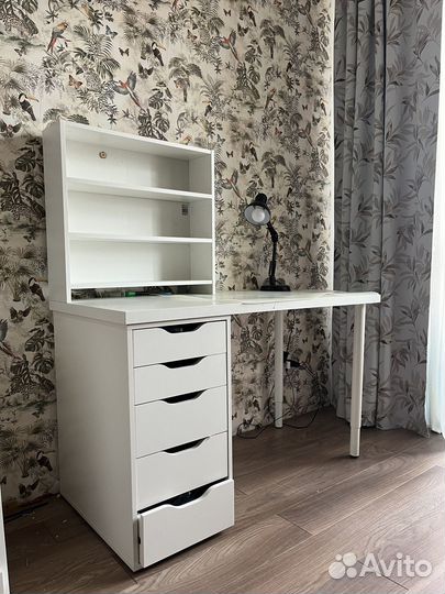 Письменный стол IKEA