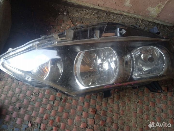 Продам фару