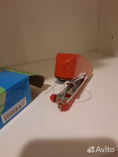 Мини швейная машинка