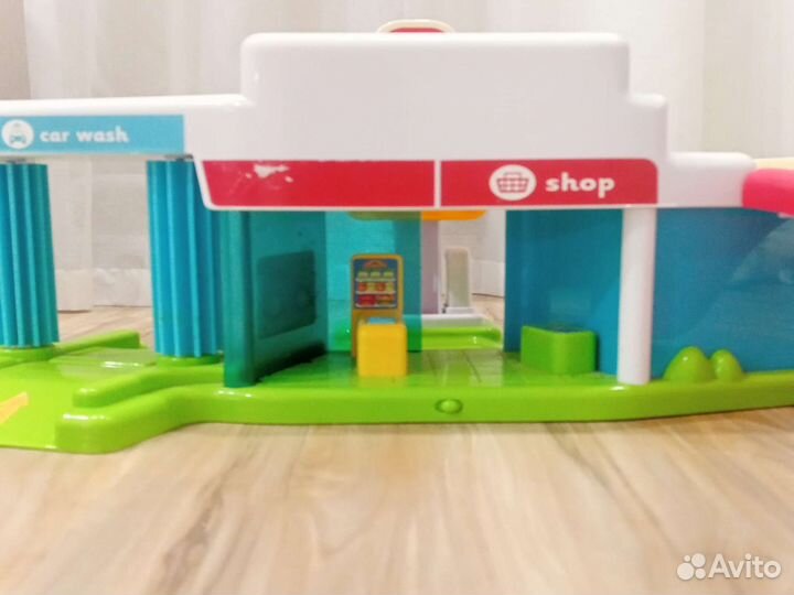 Игрушечная парковка