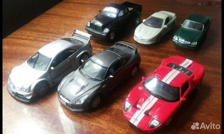 Коллекция Моделей автомобилей
