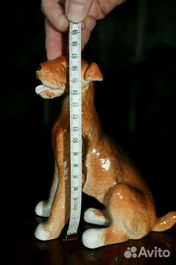 Собака Эдельтерьер-фарфоровая статуэтка