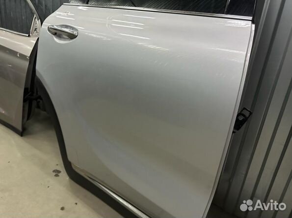 Дверь задняя правая Kia Sorento Prime