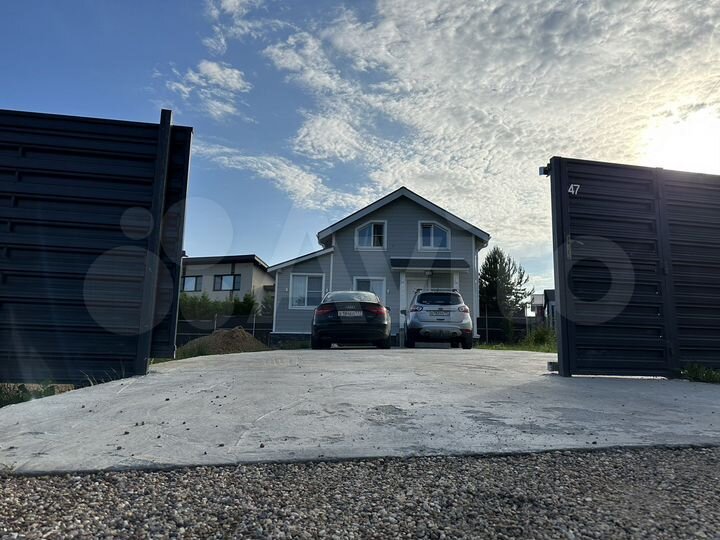 Дом 93 м² на участке 10,5 сот.