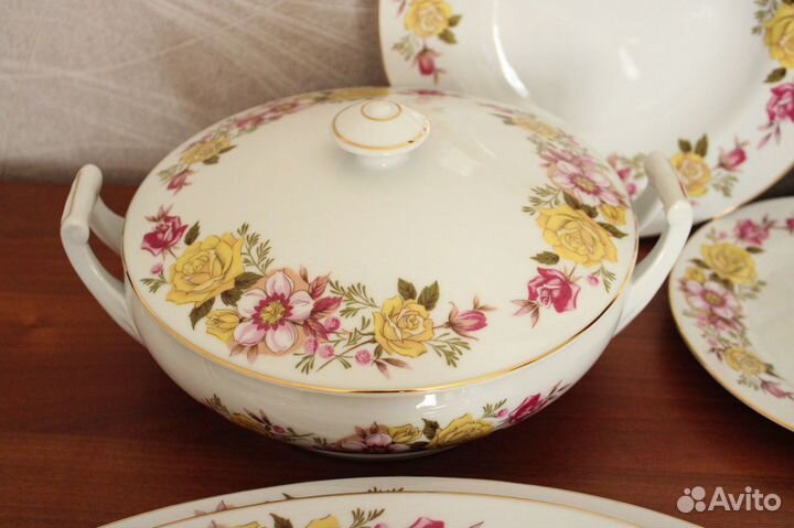 Фарфоровый столовый сервиз Sone 5169 на 12 персон