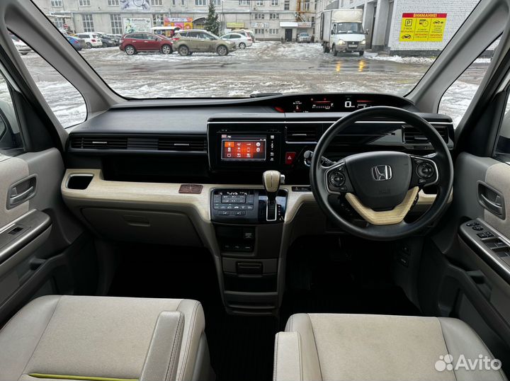 Honda Stepwgn 1.5 CVT, 2016, 44 000 км