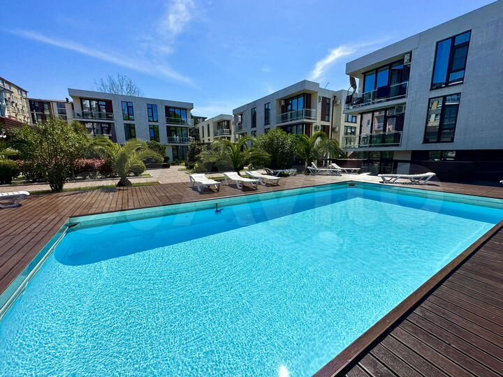 2-к. квартира, 42 м², 3/3 эт.