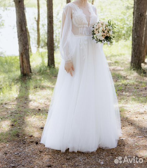 Свадебное платье