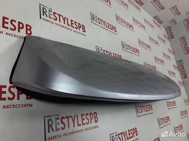 Спойлер на крышу Lexus GX460 Серебро