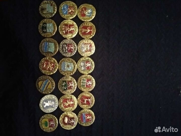 Коллекция значков