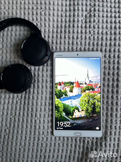 Планшет huawei mediapad m3