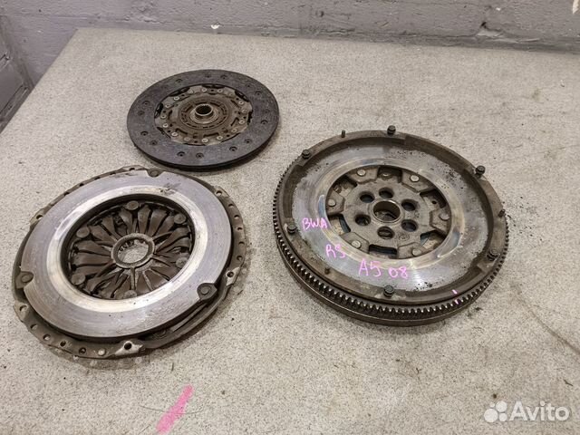 Маховик в сборе для 2.0 BWA Skoda Octavia A5 RS