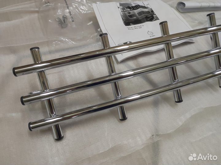 Решетка в бампер Hyundai Tucson 2004-2010