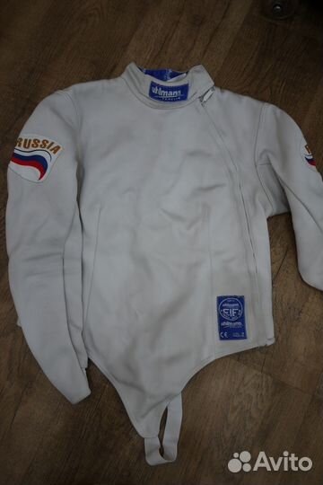 Фехтовальная куртка FIE uhlmann правая женская