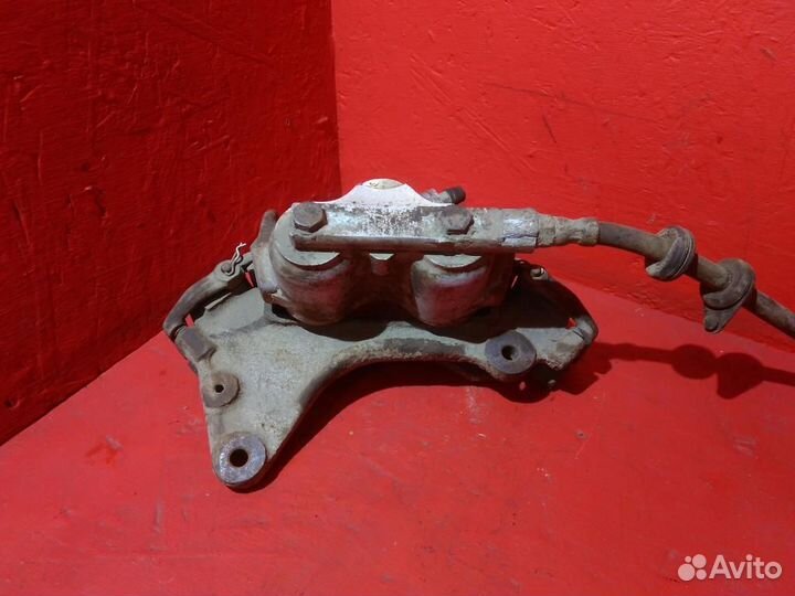 Шевроле нива суппорт правый 2123 Шеви хор.сост