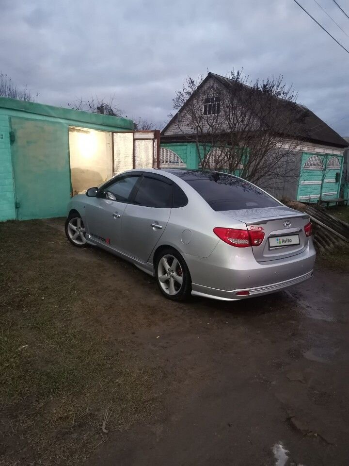 Hyundai Elantra: фото владельца