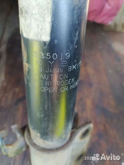 Задняя стойка