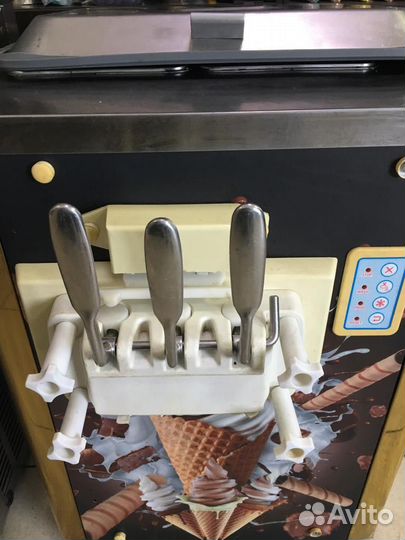 Фризер для мягкого мороженого 2+1 Б/У Тайвань